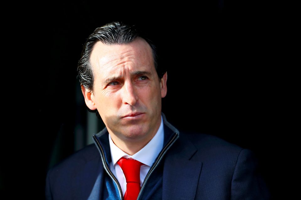  Unai Emery's team may pounce on the keeper's position at the end of the season