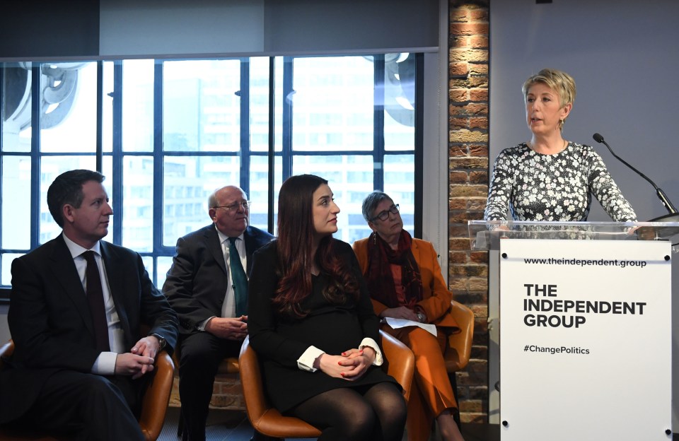 Angela Smith speaks as other Labour rebels look on