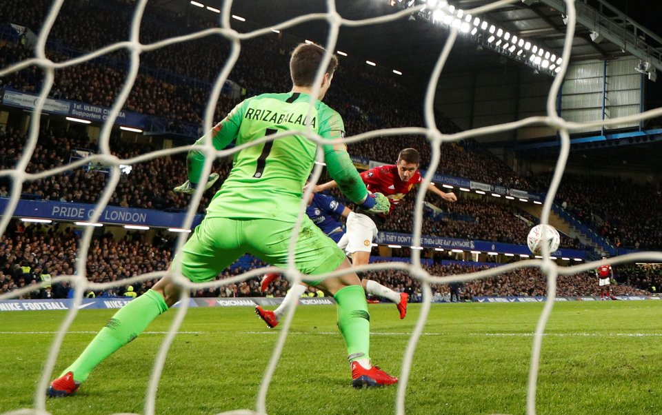  Ander Herrera opened the scoring when he latched onto Pogba's terrific cross