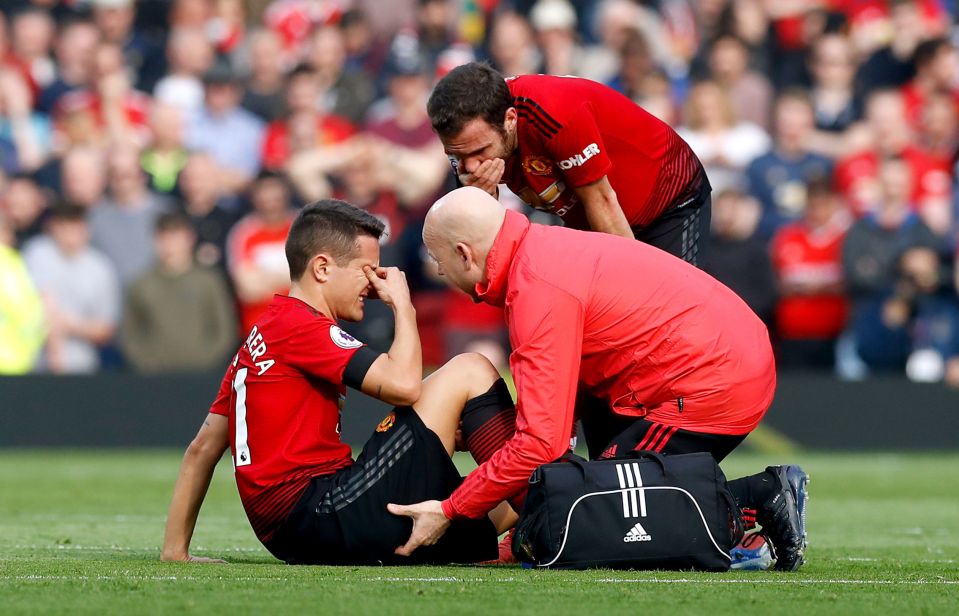  Ander Herrera was replaced by Andreas Pereira in the 21st minute