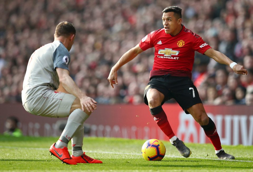  Alexis Sanchez was brought on supporting Marcus Rashford and Romelu Lukaku in the forward three