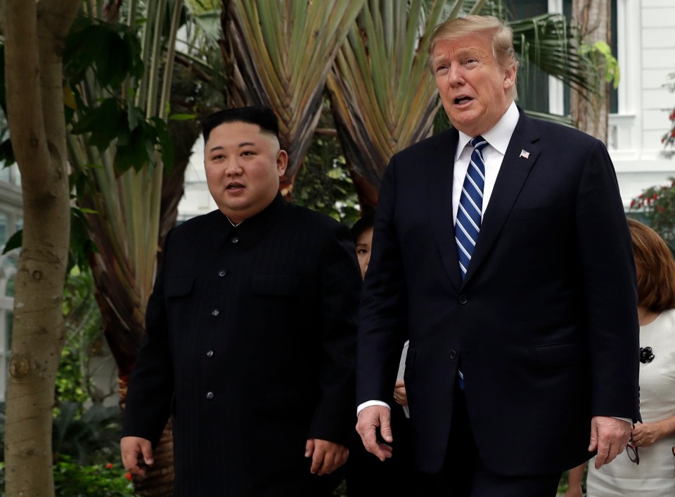  Kim Jong-un and Donald Trump appeared relaxed in each other's company