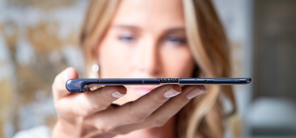  The gadget is even thinner than an iPad