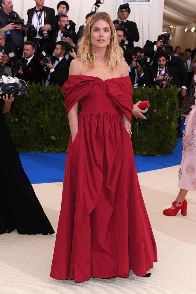  Doutzen looked stunning in this red gown at the Metropolitan Museum of Art in New York City in 2017