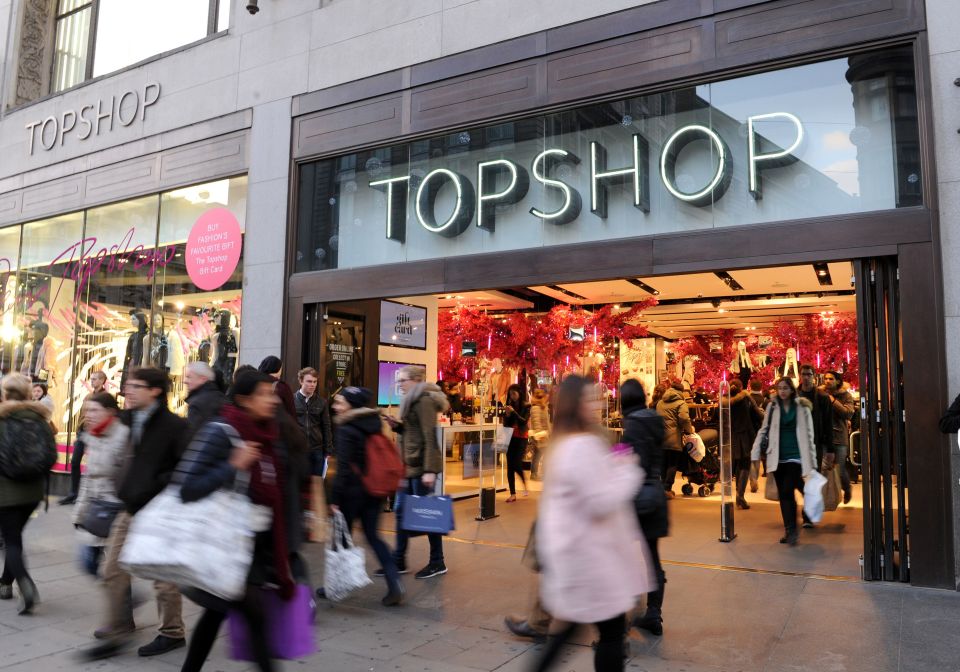  In 2017, Topshop announced it was launching gender neutral changing rooms