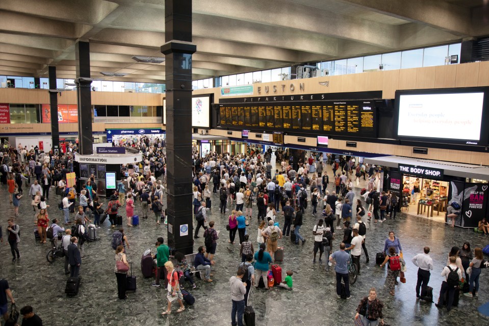  Euston Station will be closed for the weekend