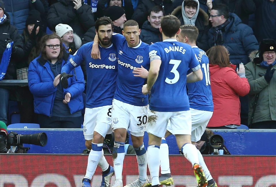  Andre Gomes celebrates his first goal for Everton against Wolves