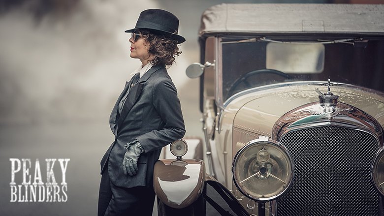  Helen unveiled her snazzy new look in a new Peaky Blinders shot