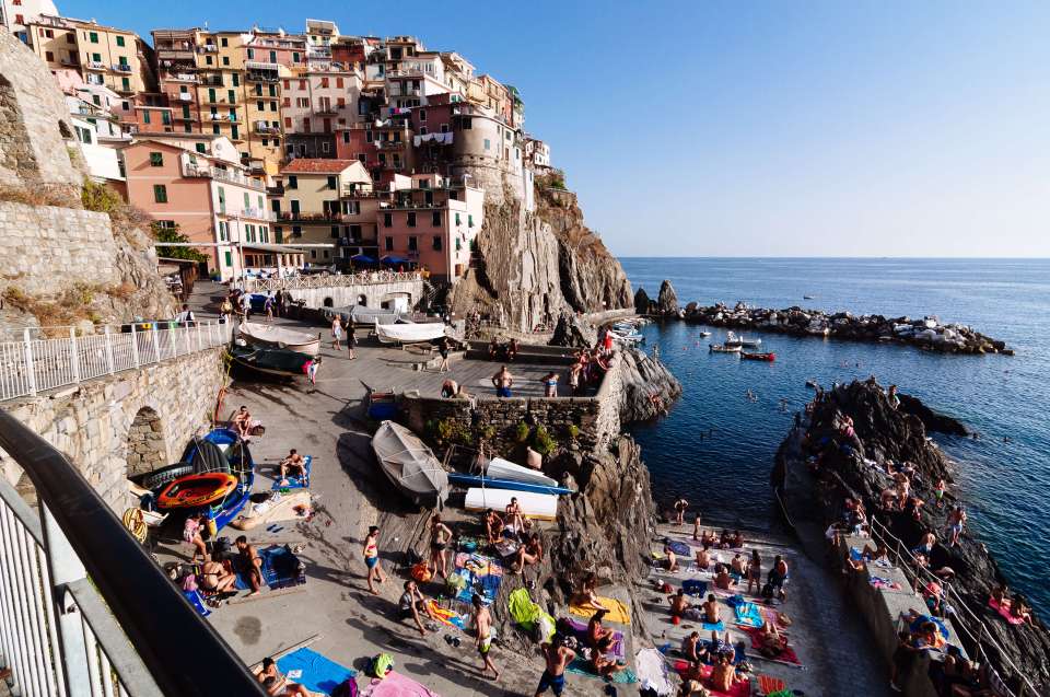 Tourists in flip flops will face new fines in Cinque Terre