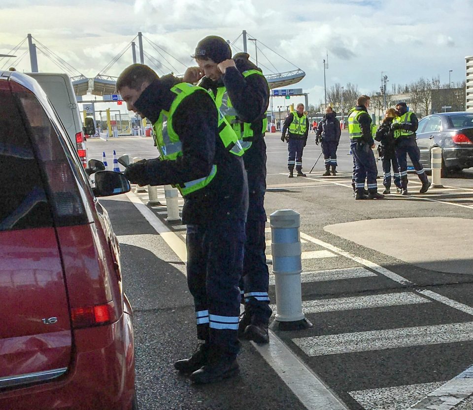  French custom officers were 'interrogating' every driver and Eurostar passenger