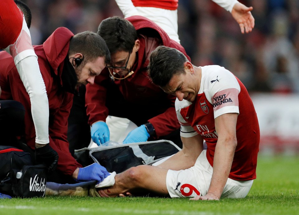  Physios had to clamp together the Frenchman's cut