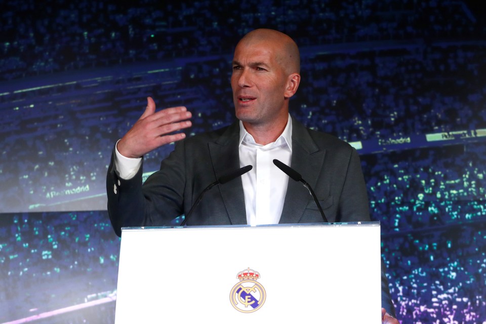  Zinedine Zidane was unveiled by Real Madrid on Monday night after returning to the club