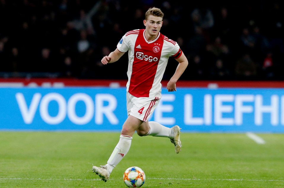 Matthijs de Ligt is closing in on a move to join Frenkie de Jong at Barcelona