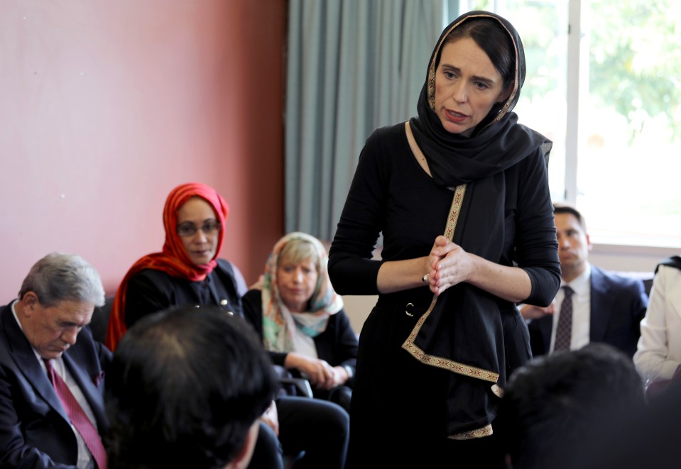  Jacinda Ardern (C) meets with members of the Muslim community in the wake of the mass shooting