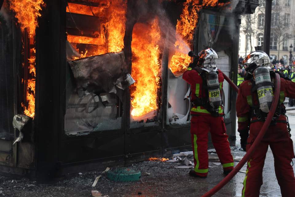  The Arsonists targeted high-end shops and restaurants on the Champs Elysee