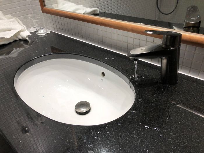  This bathroom tap completely misses the basin