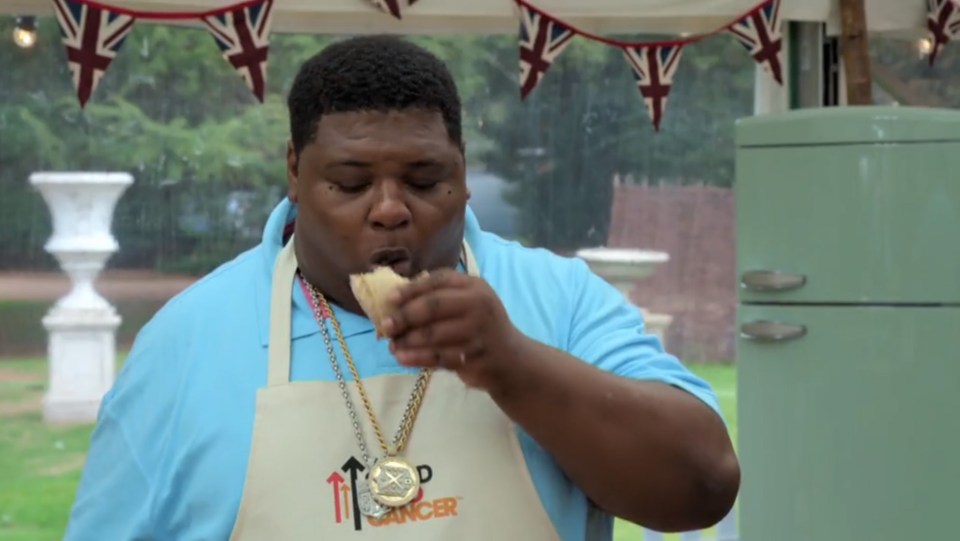  Here's one he prepared earlier: Big Narstie munches a sandwich mid-competition