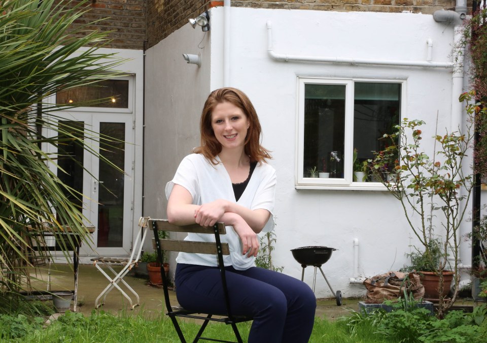  The flat has access to a small communal garden which is shared with the two other flats