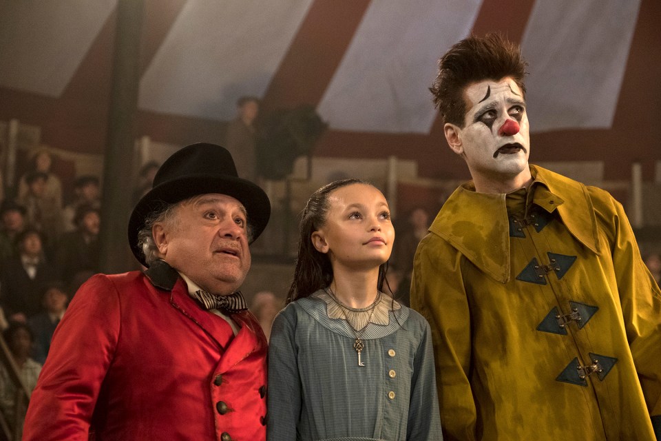  Colin Farrell takes on the lead role as former circus star Holt Farrier