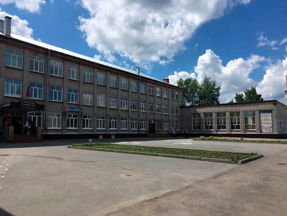  A bitter row erupted at the Barnaul school in Russia