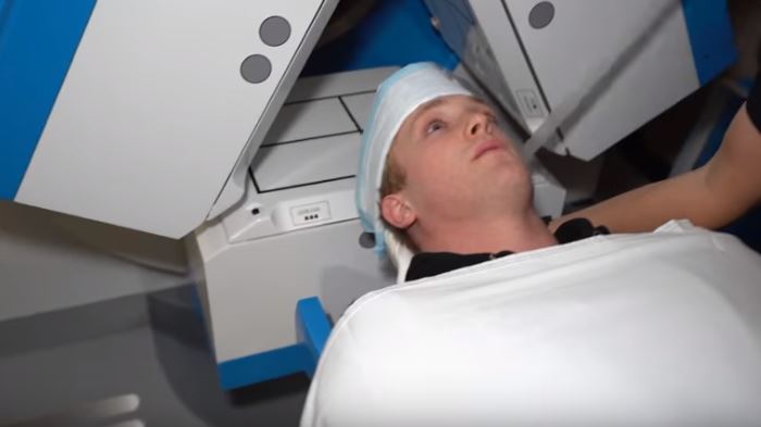  The vlogger underwent a brain scan