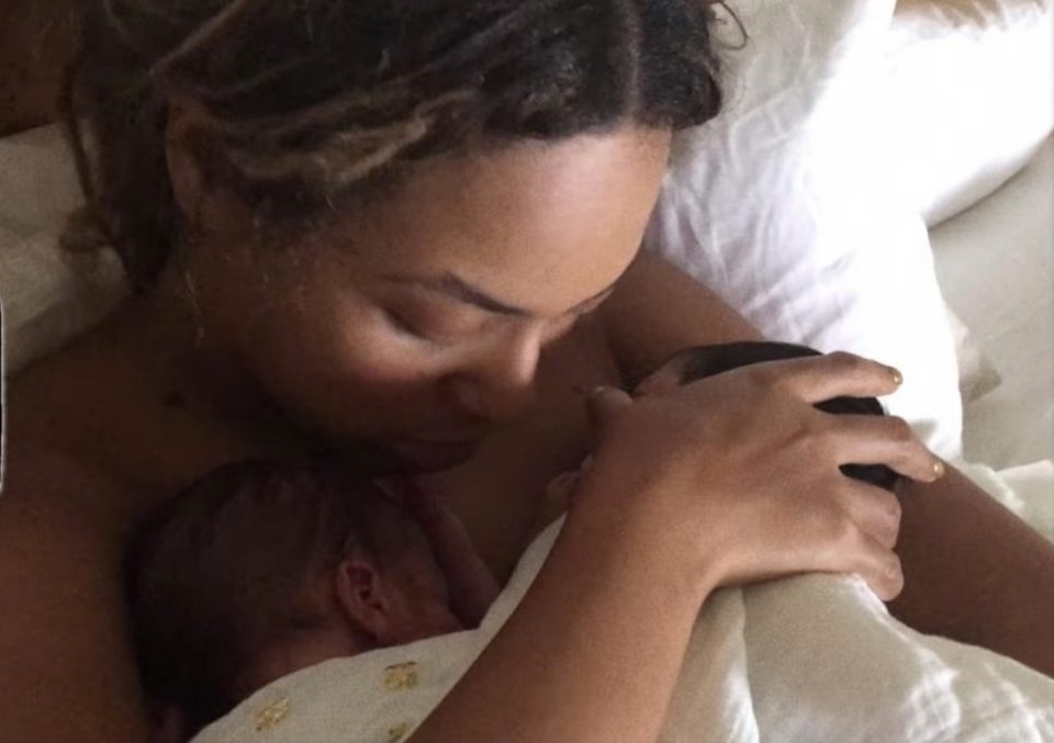  Beyoncé has revealed one of her twins' heartbeat stopped during her traumatic pregnancy