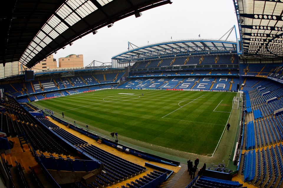 The leaked kit shows images of girders in the roof over the Stamford Bridge stands