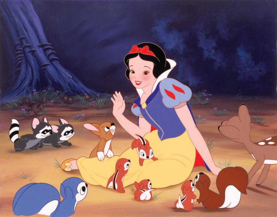  Snow White and the Seven Dwarves was the first feature length movie from Walt Disney