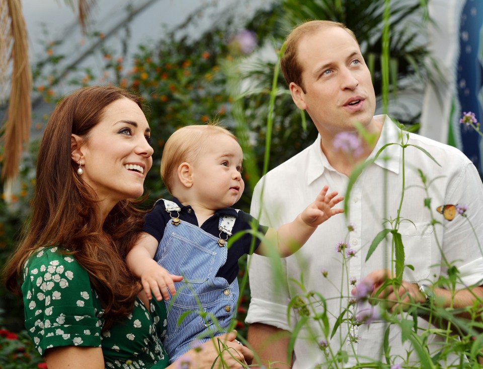 The couple released this adorable photo of Prince George at the Natural History Museum to mark his first birthday