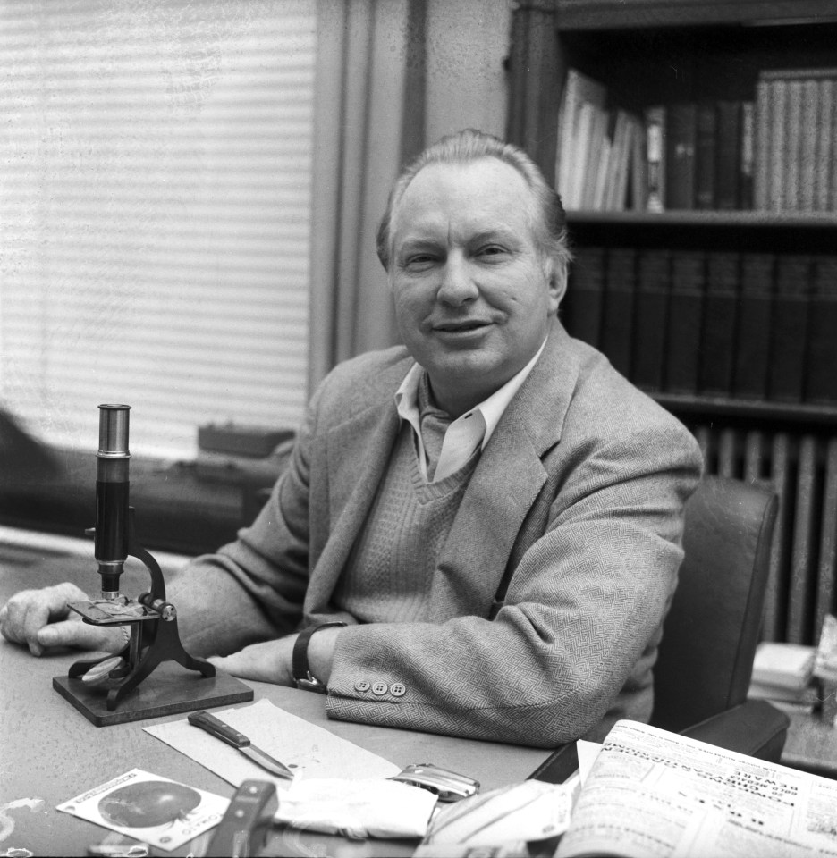  L Ron Hubbard founded Scientology back ion 1952