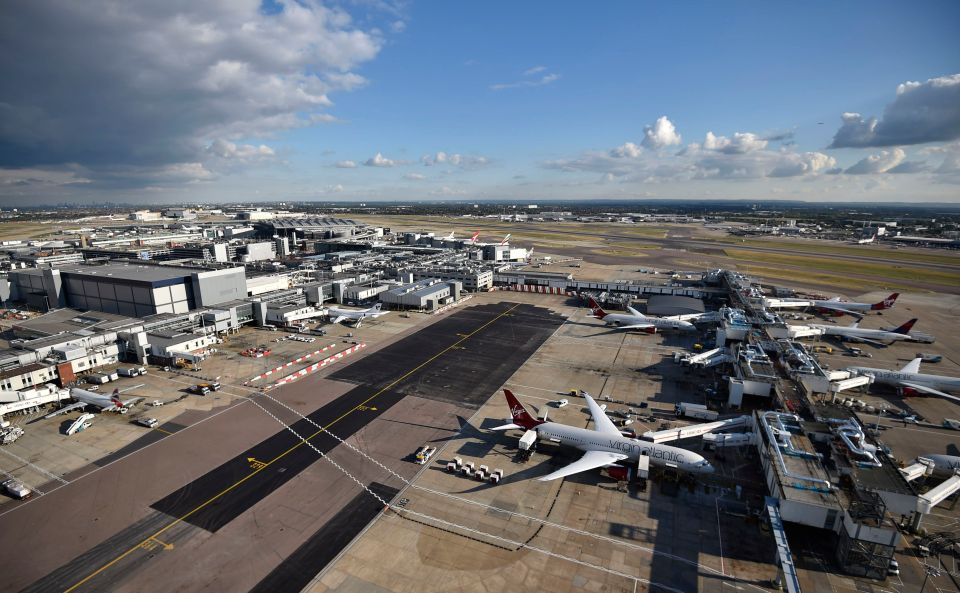  Extinction rebellion climate change protesters warned they would target Heathrow Airport