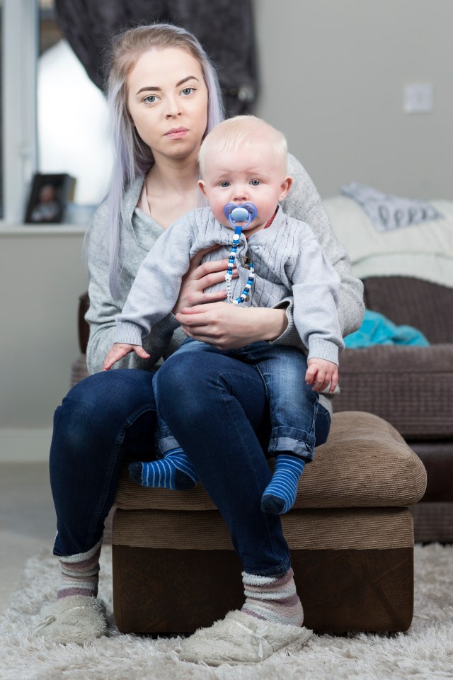  Lauren often has to borrow from her step-mum and dad to ensure she has enough cash for food