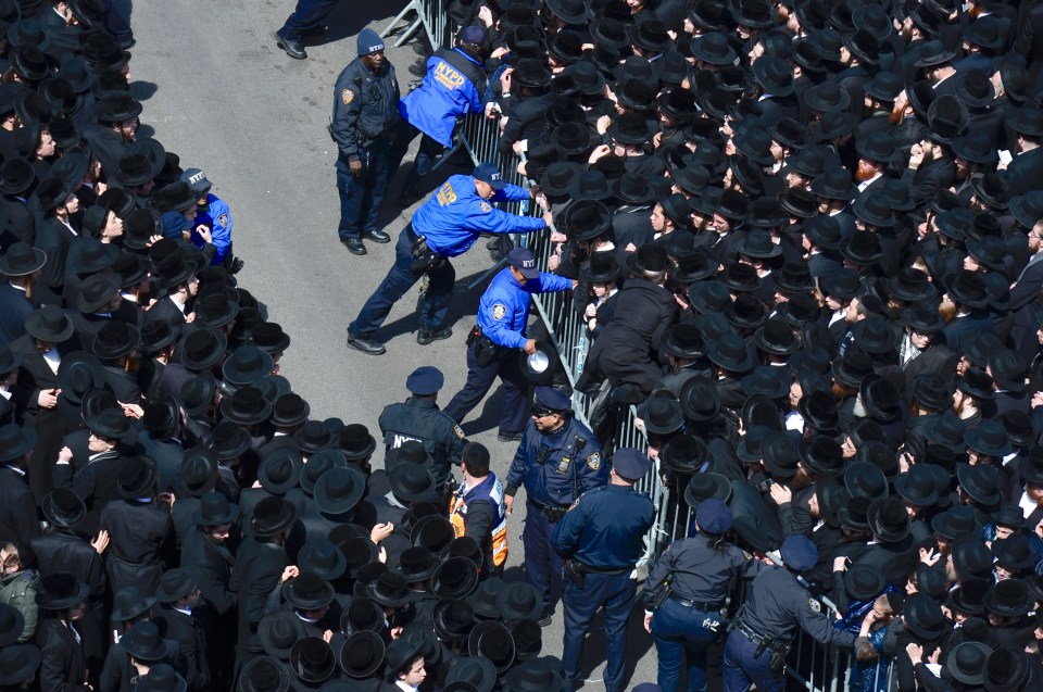  New York Police struggled to hold back the vast crowds