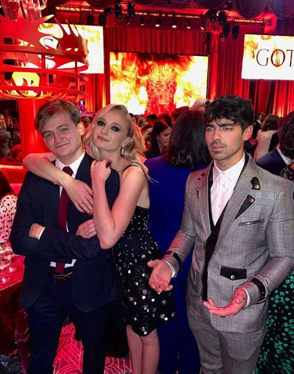  Joe Jonas couldn't believe Joffery is alive