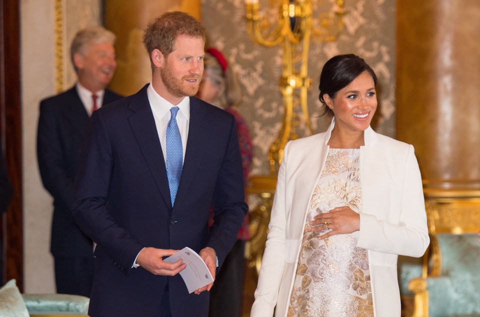  Royal experts claim that we could first be introduced to the royal baby via Instagram