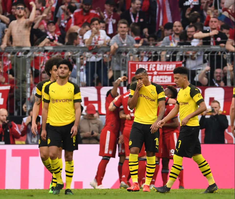  Borussia Dortmund slip to second in the table after blowing a nine-point lead