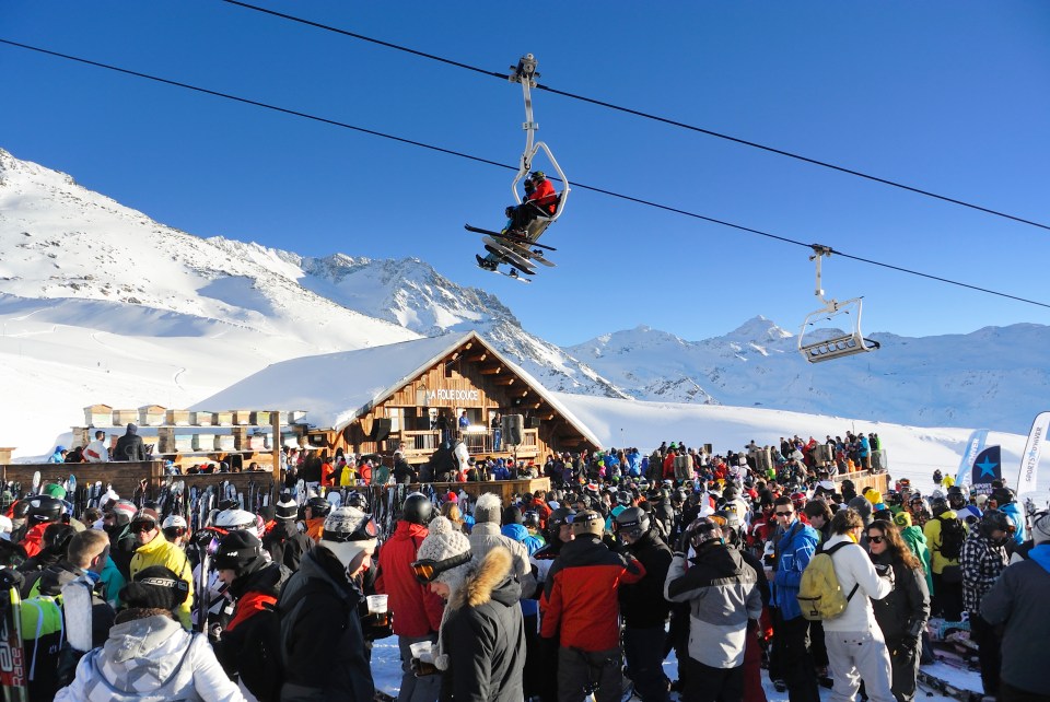  Over a dozen Leeds students have been arrested for drug charges in Val Thorens