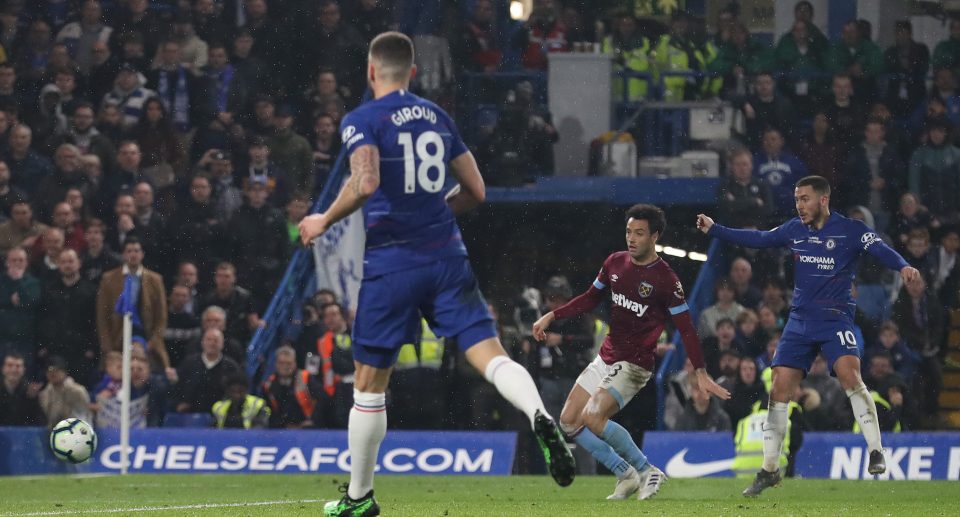  Eden Hazard wrapped up the three points for Chelsea with a fine 89th-minute finish