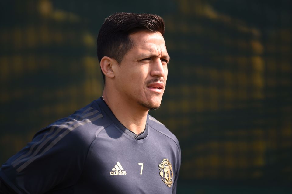  Alexis Sanchez has decided to grow a moustache as he nears his return from injury