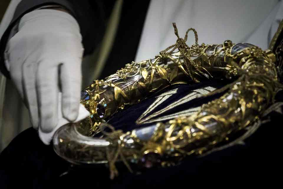  The Crown of Thorns at Notre Dame is the cathedral's most precious relic