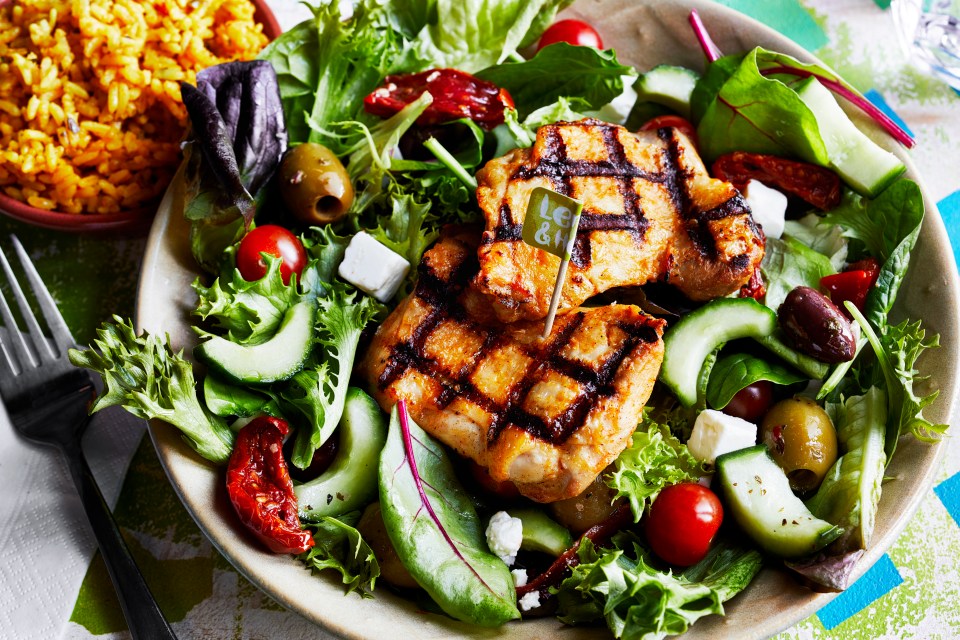  Eating out doesn't have to ruin your diet - there are plenty of well-balanced options out there