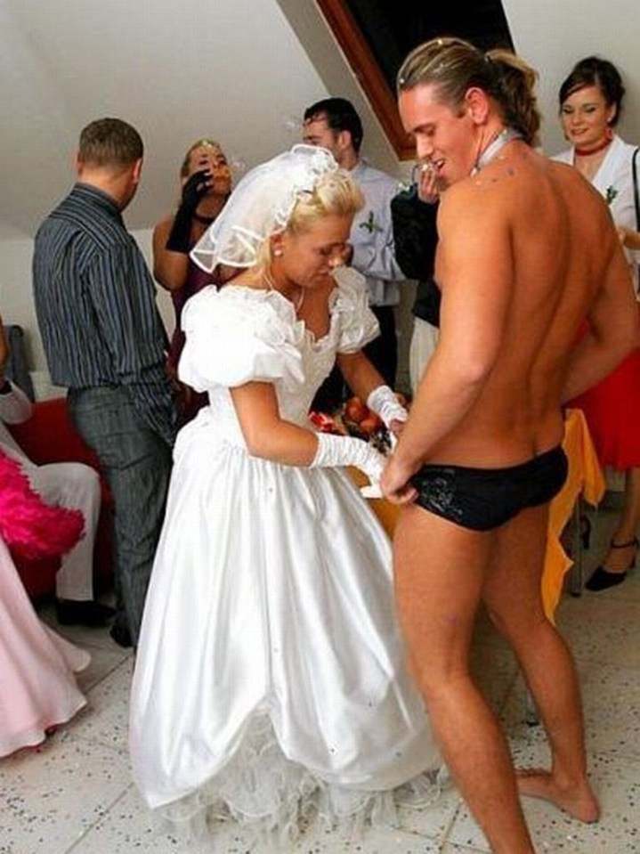  Is this the wedding, or the hen do?