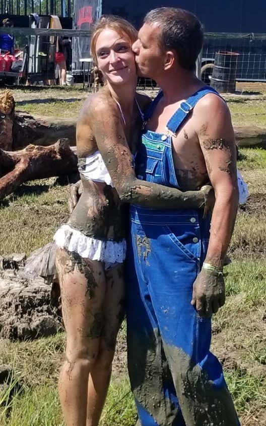  Ahrielle Biddle tied the knot with Jerome at the Redneck Mud Park in Florida