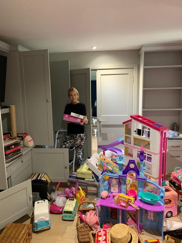  Amanda recently renovated her home and hired people over Easter to 'put everything away'