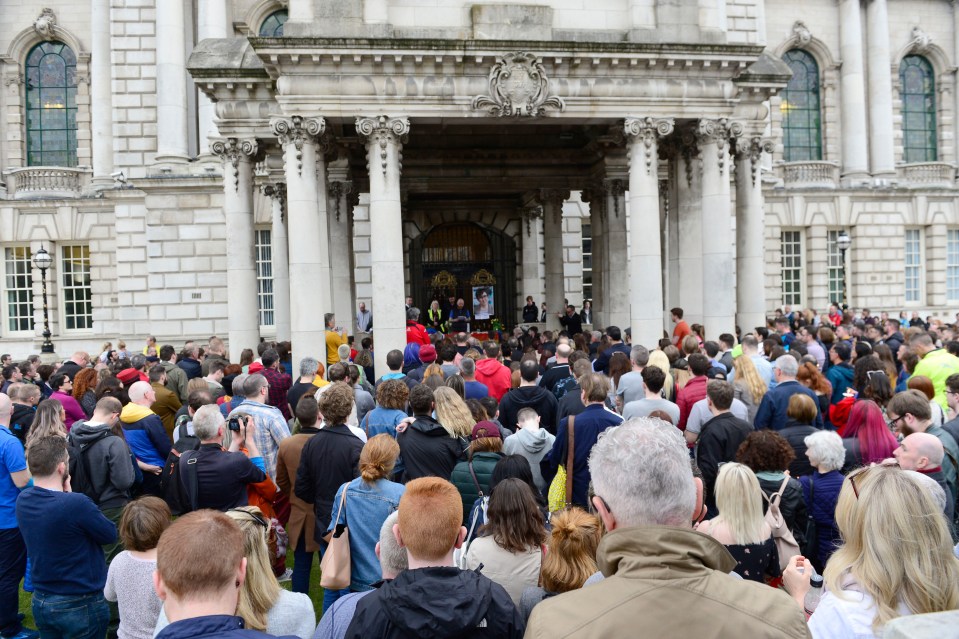  Crowds gathered at Belfast City Hall to pay their respects