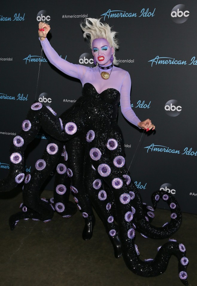 Katy looked incredible as she dressed up as Ursula from the Little Mermaid for last night’s American Idol