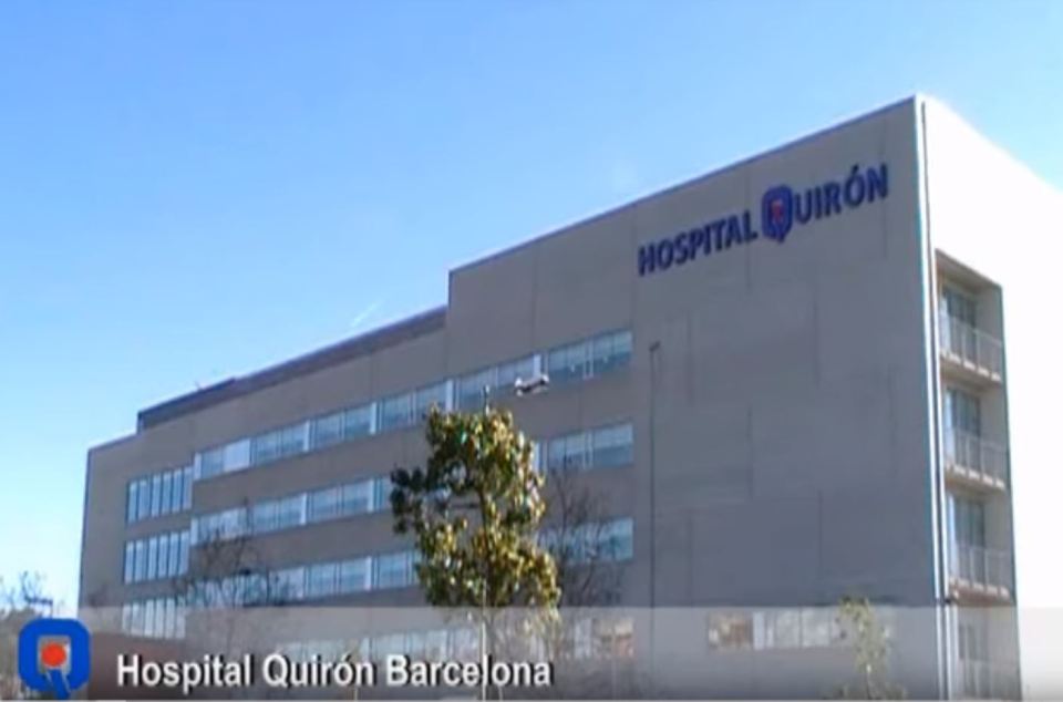  Dr Cugat operates at the Hospital Quiron Barcelona