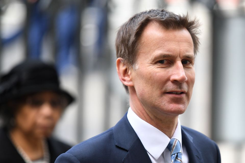  Jeremy Hunt has raised objections to using Huawei