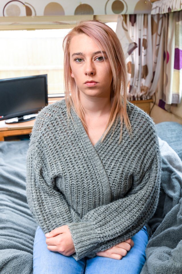  Mum Kylie feels she is failing her children by not being able to provide a proper home for them