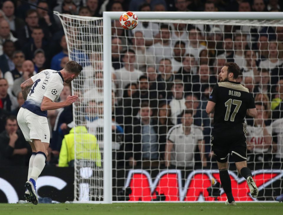  The likes of Toby Alderweireld went close with the odd header